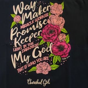 NWT Woman's short sleeve t-shirt.